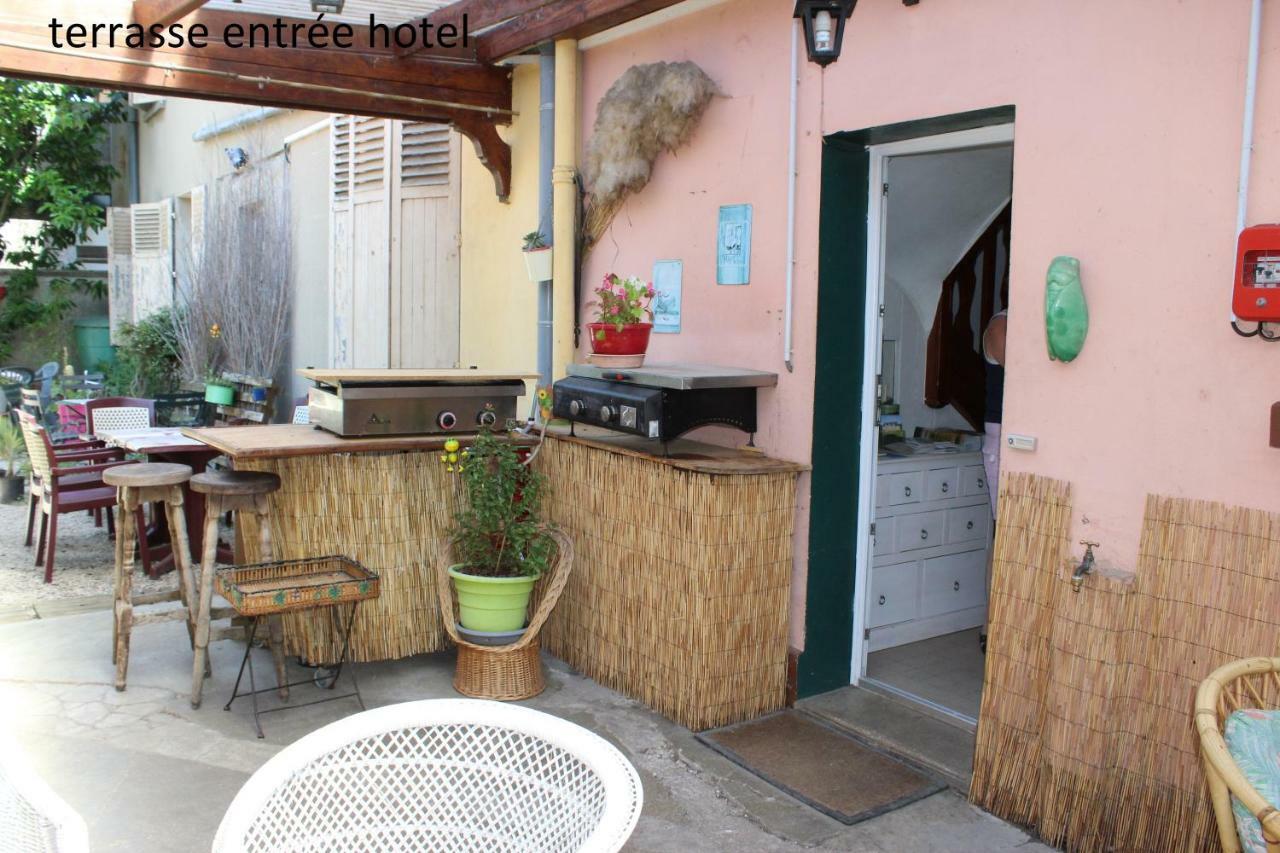 Hotel Le Dervois Montier-en-Der Eksteriør billede