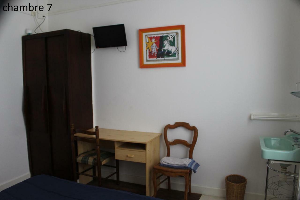 Hotel Le Dervois Montier-en-Der Eksteriør billede